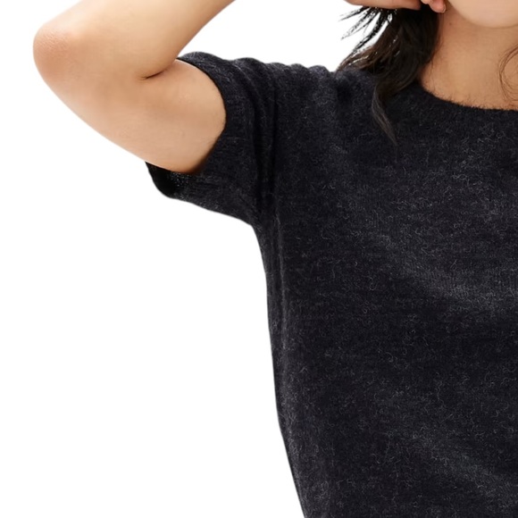 Everlane Cropped “The Alpaca Sweater Tee” in Heathered Black - M - Picture 3 of 13